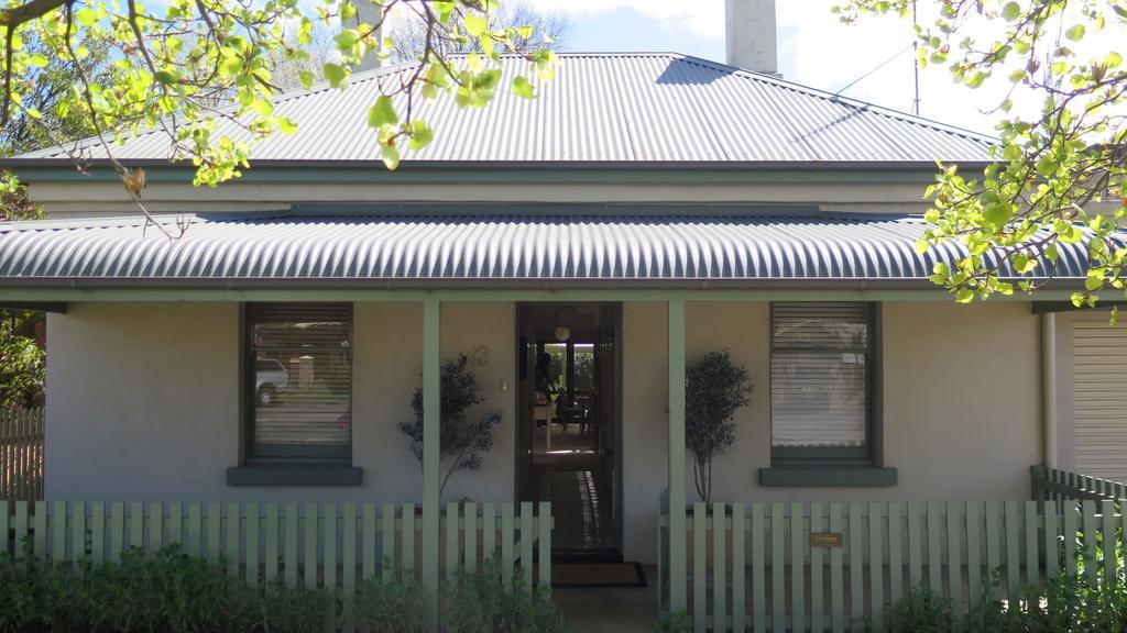 Magnolia Cottage Orange Exterior photo